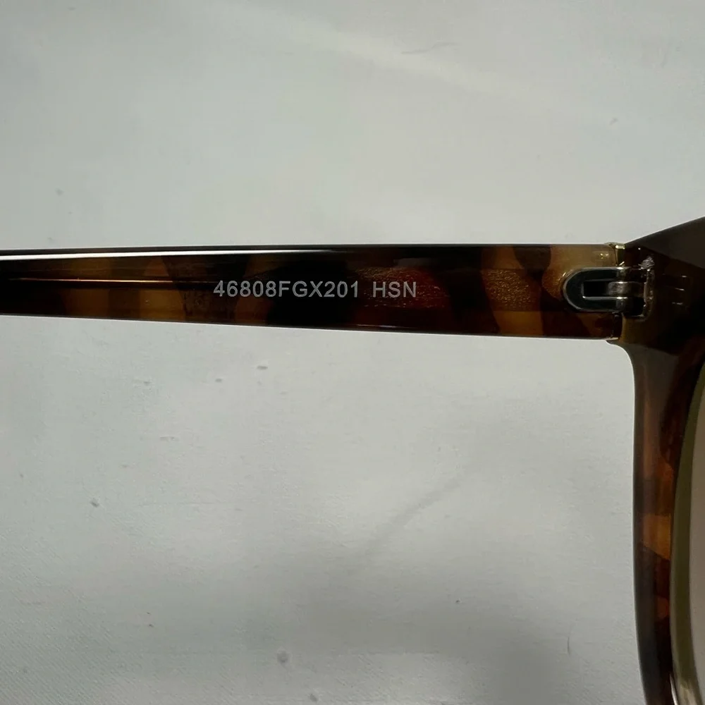 BOGO Bethanny Women’s Tortoise Square Sunglasses